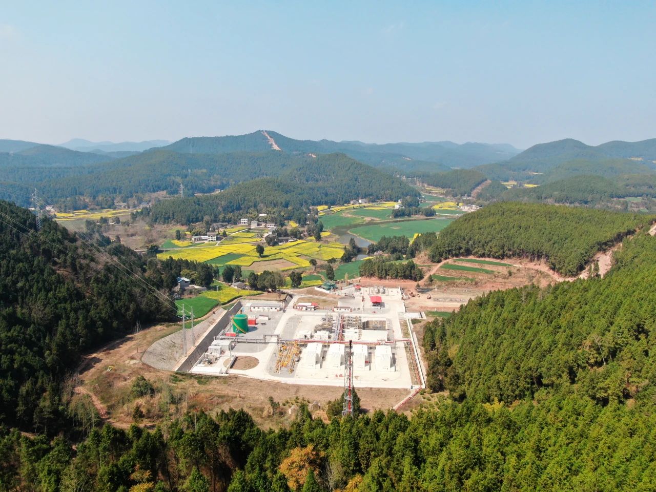 中石油西南分公司領(lǐng)導赴洛克成都八角場項目調(diào)研20240315211459.jpg